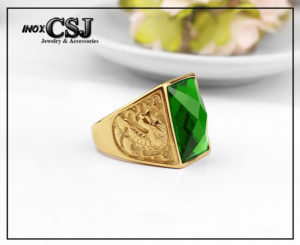 nhẫn nam inox mạ vàng đá xanh lá chạm rồng