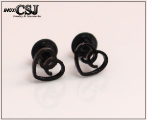 Bông tai inox trái tim lồng chanel