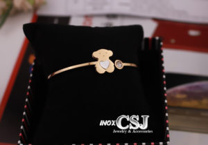 Vòng tay nữ titan con gấu cẩm xà cừ mạ vàng hồng đẹp giá tốt