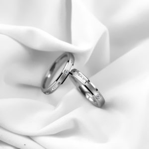 Nhẫn cặp inox kiss love, nhẫn đôi tình nhẫn kiss love bằng inox cao cấp , nhẫn cặp thép không gỉ