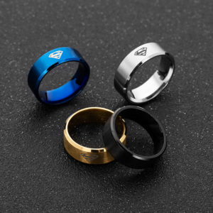 CSJ chuyên bán sỉ lẻ nhẫn superman inox bảng to đủ màu không đen giá rẻ, nhẫn thép không gỉ titan superman