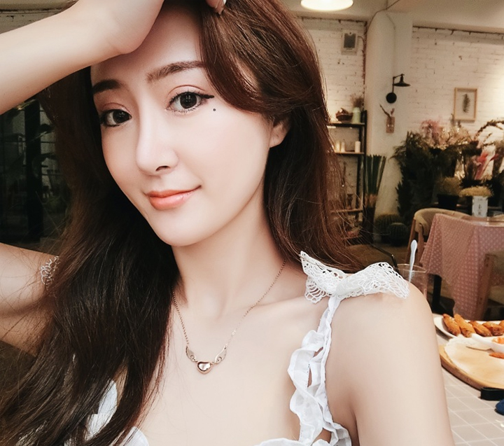 Dây chuyền titan, vòng cổ trái tim cánh thiên thần thời trang hàn Quốc