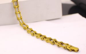 Lắc tay nam inox kiểu xích sên xe đạp mạ vàng