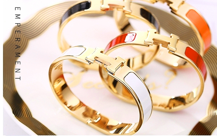 Vòng tay titan thời trang Hermes chữ H