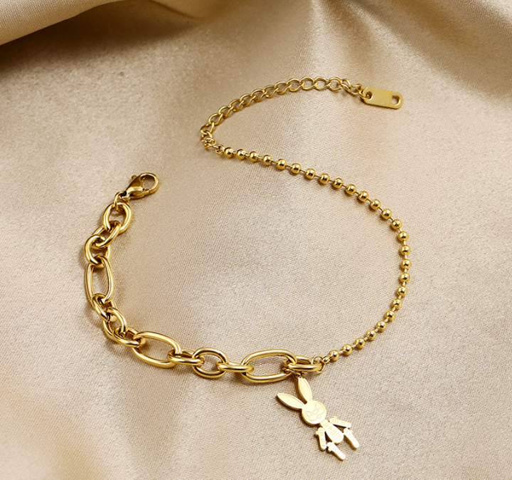 Lắc tay titan con thỏ màu vàng 24k