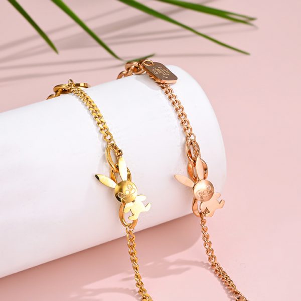 Lắc tay titan con thỏ phong cách mới
