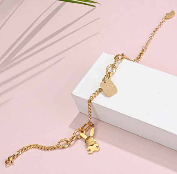 Lắc tay titan con thỏ phong cách mới