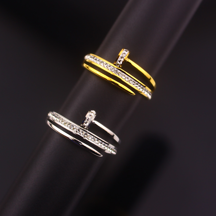 TC082f-Nhẫn nữ titan cây đinh cartier