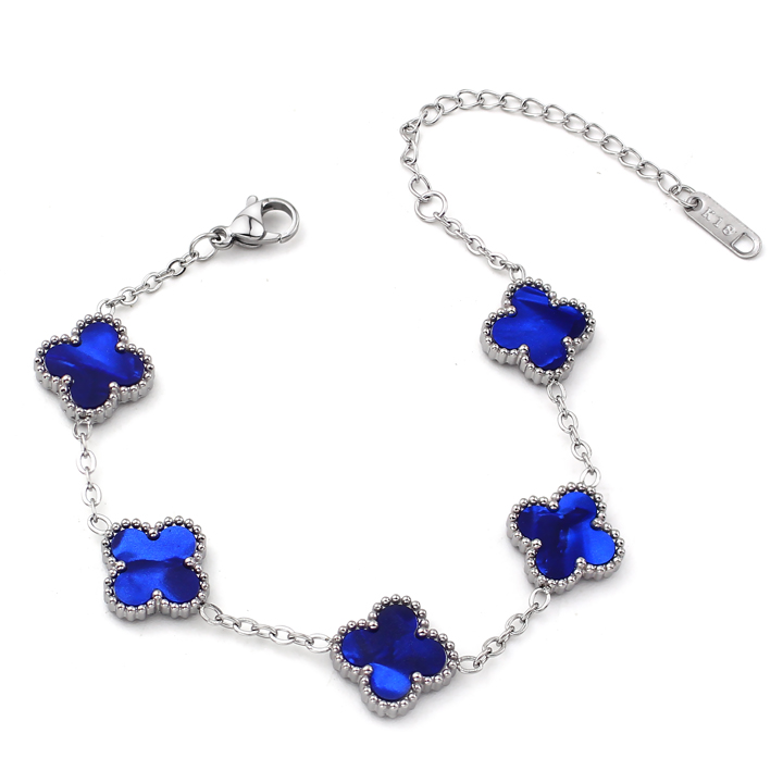 TA483c-Lắc tay van cleef hoa 4 cánh nền màu xanh dương