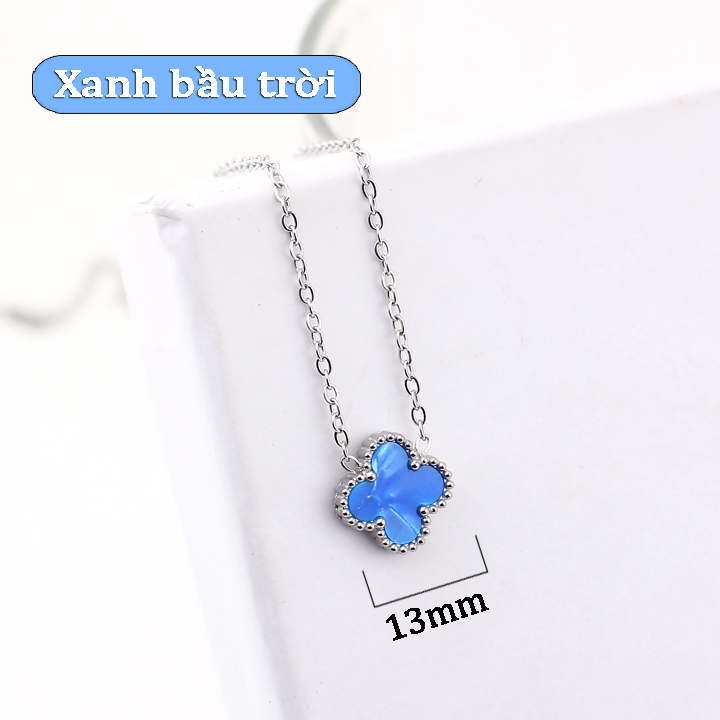 TN826b Dây chuyền titan hoa 4 cánh van cleef nền màu xanh bầu trời