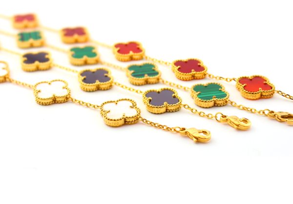 TA185e Lắc tay Titan van cleef 5 bông 15mm