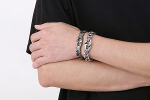 LN172o Lắc tay nam titan phong cách thái