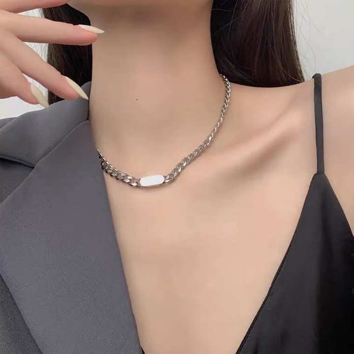 TN462l Dây chuyền titan kiểu lật mặt hình ovan