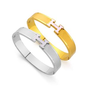 TV227a Vòng tay titan chữ H Hermes nền chữ Trắng