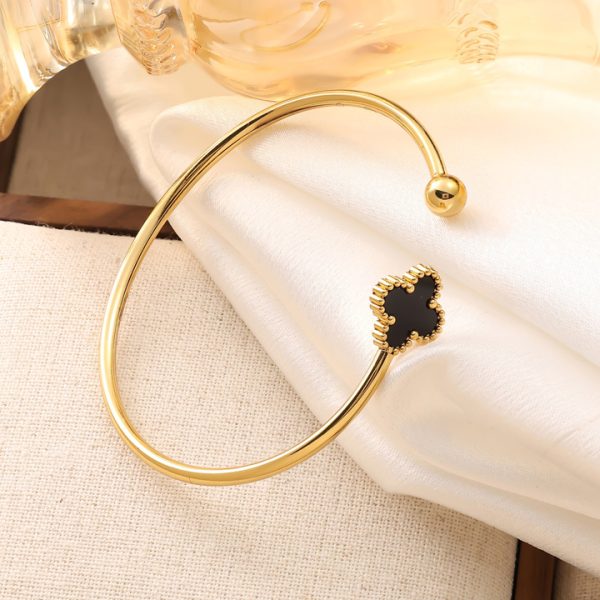 TV231d Vòng tay hở titan hoa 4 cánh van cleef đen cách điệu bi tròn