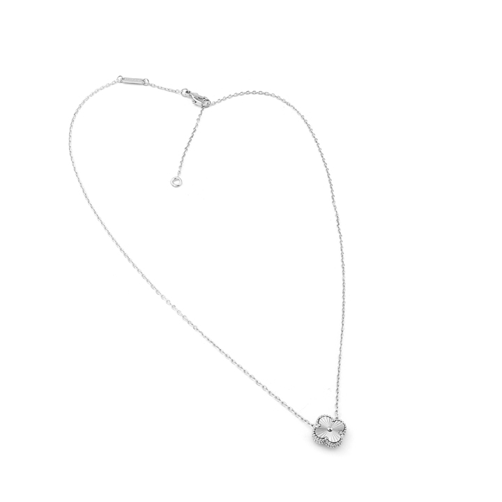 TN881f Dây chuyền titan van cleef size 11mm chạm móc máy