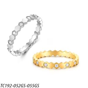 TC192m Nhẫn titan nữ hình tổ ong lục giác cách điệu kim cương