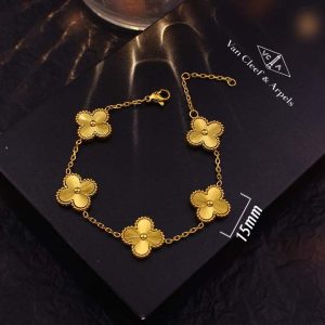 TA243g Lắc tay titan Van cleef chạm móc máy size 15mm