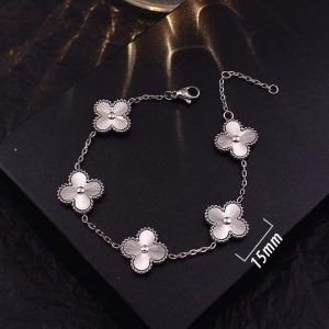 TA243h Lắc tay titan Van cleef chạm móc máy size 15mm