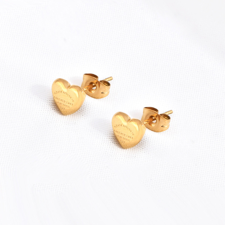 TB132c bông tai nữ titan hình trái tim