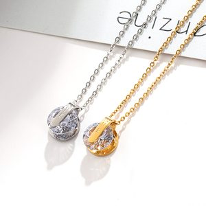 TN371a Dây chuyền titan love kẹp đá tròn