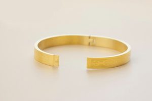 LN124c Vòng tay CHÚ OM MANI PADME HUM