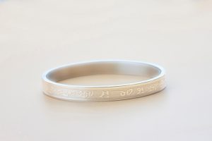 LN124d Vòng tay CHÚ OM MANI PADME HUM