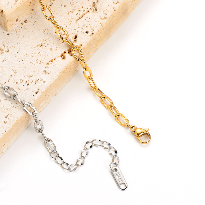 TA378e Lắc tay titan mắc xích chạm móc máy không phụ kiện