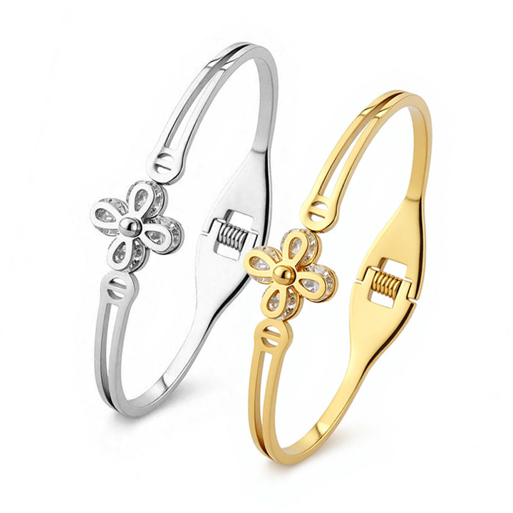 TV083a Vòng tay titan hoa 4 cánh kẹp đá