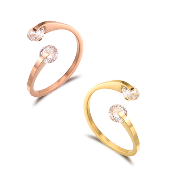 TC130e Nhẫn titan 2 viên đá chéo nhau