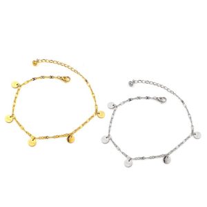 TA422 Lắc tay nữ titan gắn hình tròn khắc chữ lucky cách điệu