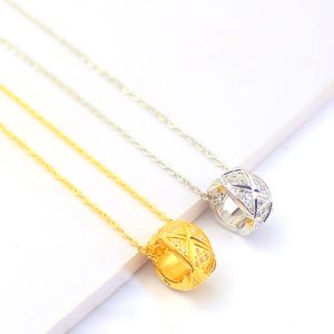 TN402 Dây chuyền titan chạm hình quả trám đính đá