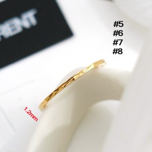 TC173 Nhẫn titan bảng nhỏ màu vàng (Size 5678)