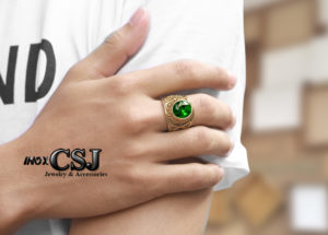 Nhẫn nỹ inox mạ vàng đá xanh lá đẹp cá tính giá rẻ