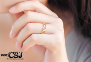 CSJ chuyên bán nhẫn titan ngôi sao, bỏ sỉ nhẫn titan thời trang đẹp giá tốt,Nnhẫn titan ngôi sao rổng màu vàng đẹp giá rẻ không đen