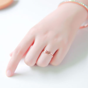 bán bỏ sỉ nhẫn titan vòng kim cô mạ vàng ,Nhẫn titan vòng kim cô màu vàng hồng cực đẹp sang trọng không đen giá sập sàn tại CSJ