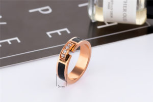 Công Sang nơi chuyên bán bỏ sỉ nhẫn titan Hàn Quốc , nhẫn nữ titan đẹp giá rẻ nhất HCM,Nhẫn titan mạ vàng hồng thời trang Hàn Quốc