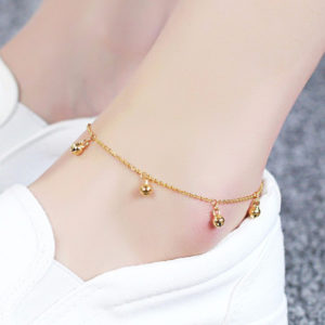 Lắc chân titan chuông màu vàng tươi đẹp trẻ trung sang trọng