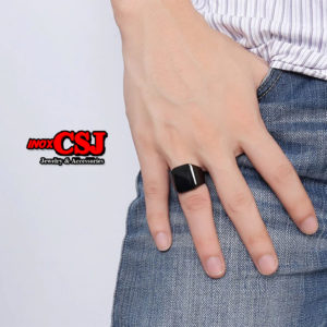 Nhẫn nam inox kiểu trơn màu đen đơn giản nhưng vô cùng đẹp sang trọng