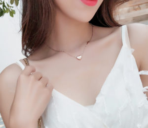 Dây chuyền titan trái tim cách điệu chìa khóa cực xinh màu hồng