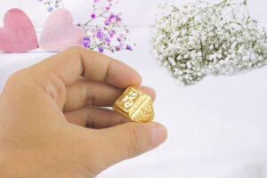 Nhẫn nam inox chữ phước xi mạ màu vàng