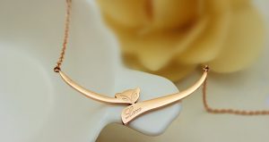 Dây chuyền titan con cáo hồ ly màu vàng hồng 14k