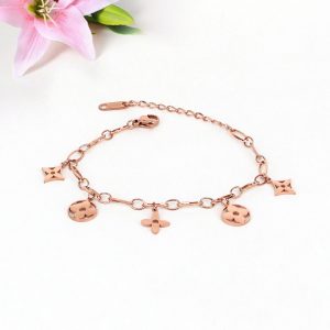 Lắc tay titan thời trang LV