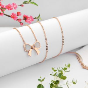 Dây chuyền titan hình chiếc nơ