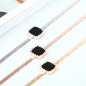 Dây chuyền titan, vòng cổ titan kiểu mì dẹp mặt vuông đen
