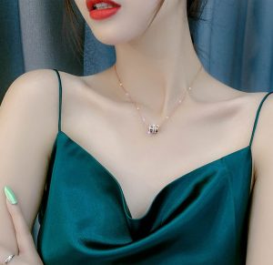 Dây chuyền titan ống đính đá