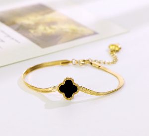 Lắc tay titan mì dẹp hoa 4 cánh LV