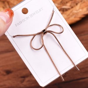 Dây chuyền titan sợi mì thắt hình chiếc nơ cực xinh