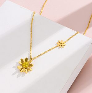 Dây chuyền titan hoa cúc