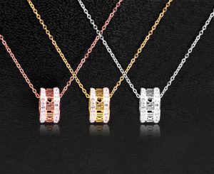 Dây chuyền titan số la mã đính đá 2 bên